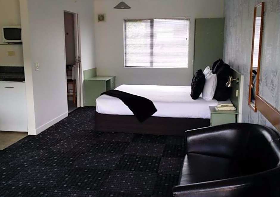 ASURE Abode On Courtenay Motor Inn