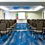 Holiday Inn Express & Suites Mississauga-Toronto Southwest By IHG