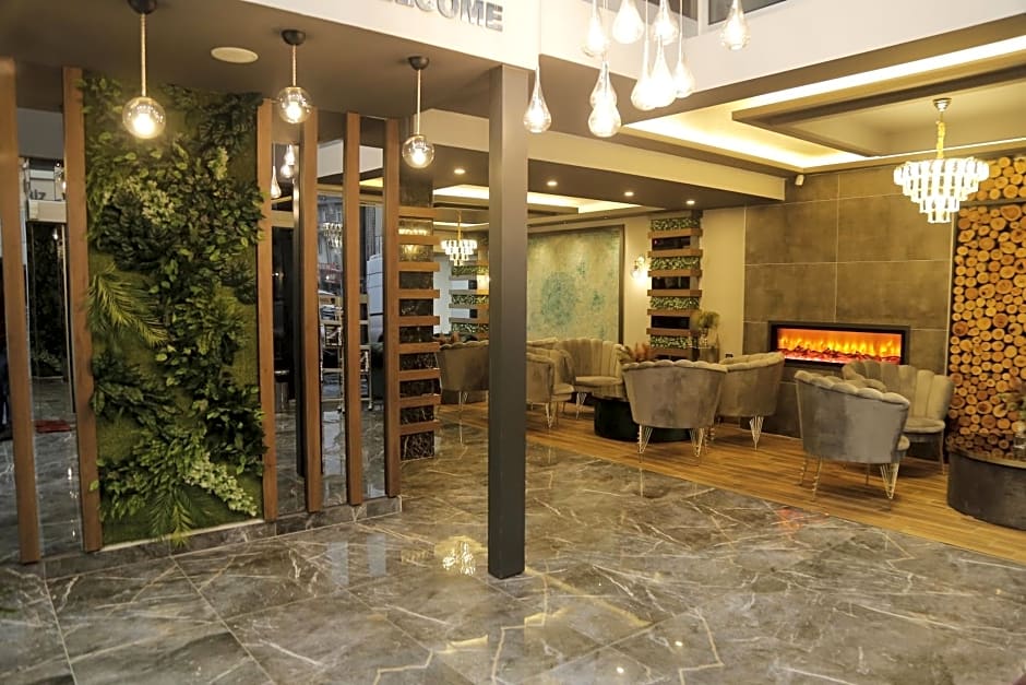 Grand Zara Hotel