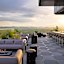 Kimpton Claret Hotel By IHG