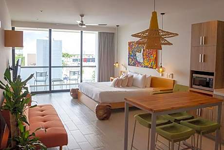 King Studio with Sofa Bed
