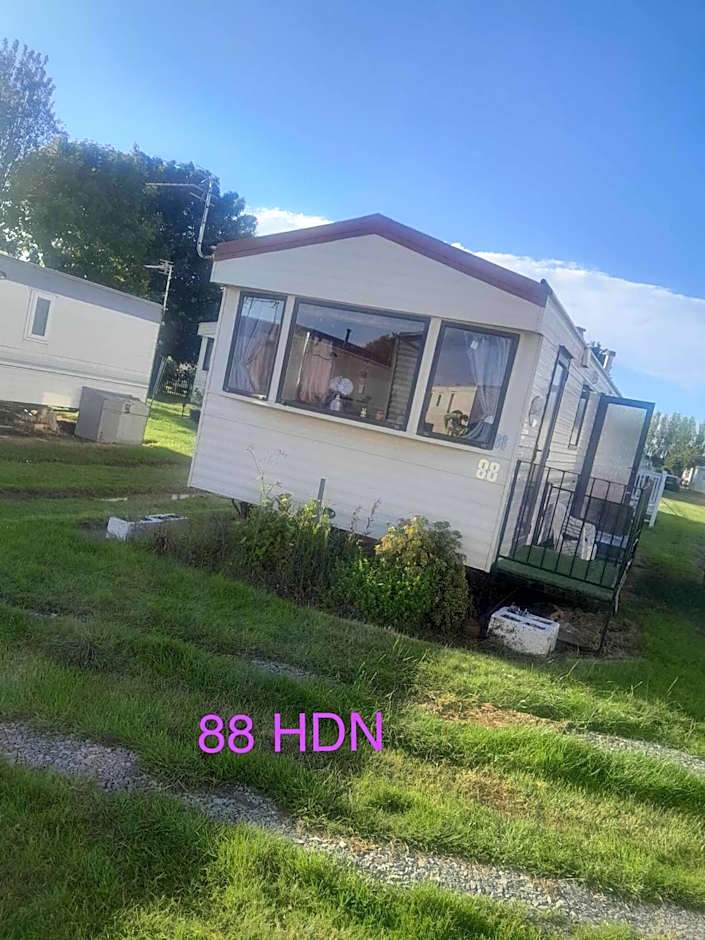 HAPPY DAYS Caravan88 North