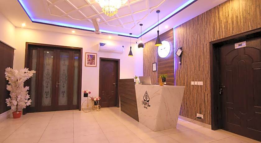 Cuzzy Inn Hotel – Lahore, WI