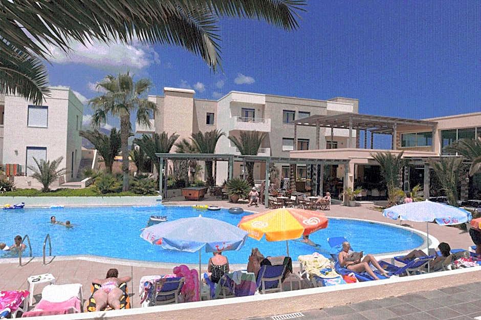 Meropi Hotel & Apartments