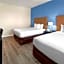 Days Inn by Wyndham Mackinaw City/Bridgeview Area