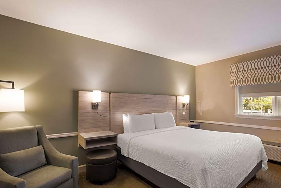 Best Western Sea Island Inn