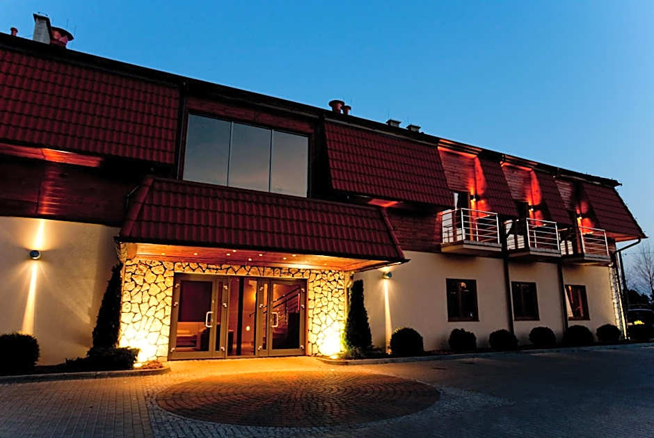 Zajazd CHATA Kębłowo