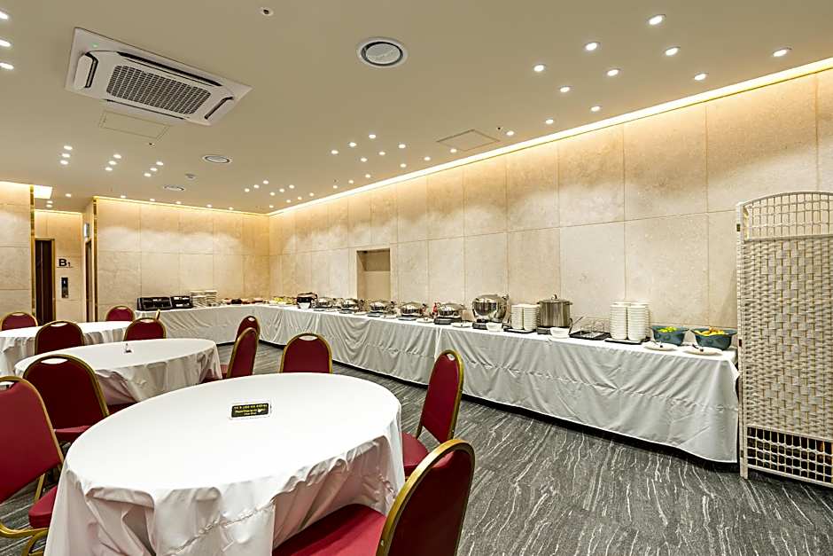 Hotel The Grang Seogwipo