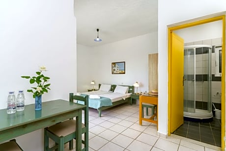 Double or Twin Room with Partial Sea View