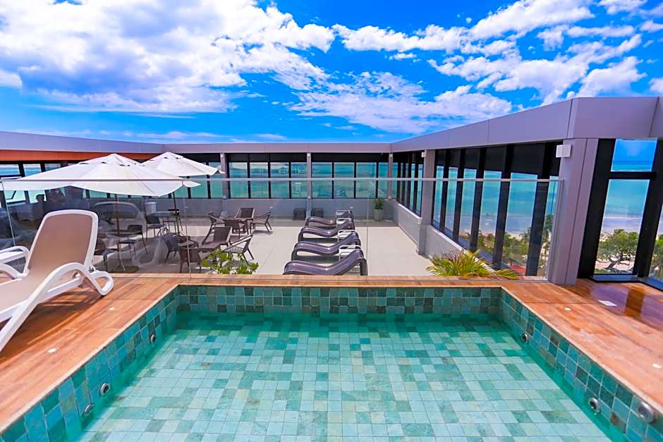 Pajuçara Praia Hotel