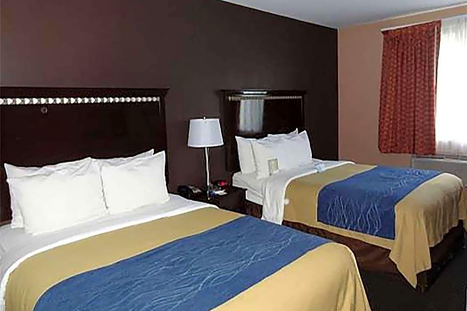 Travelodge by Wyndham Ozone Park