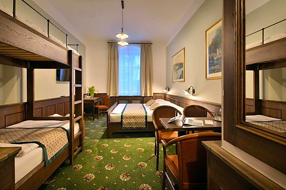 Hotel Podhrad