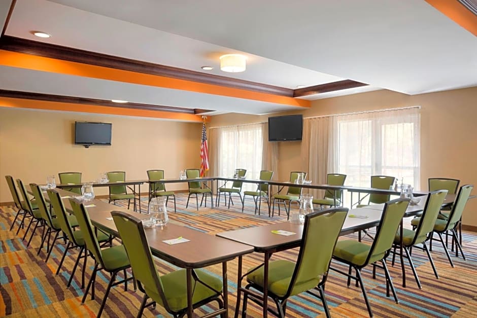 Fairfield Inn & Suites Columbia Northeast