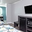 Travelodge by Wyndham Lemoore Near Naval Air Station