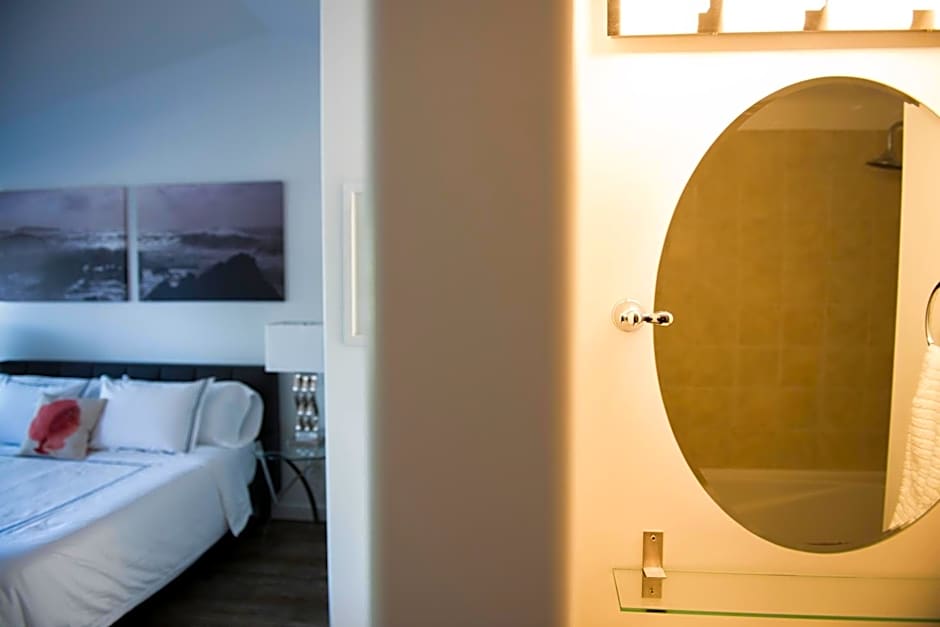 The Francis Boutique Inn