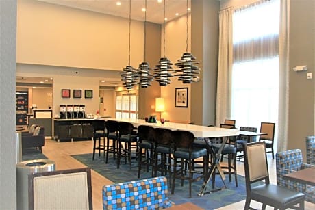 Hampton Inn & Suites Mount Laurel/Moorestown