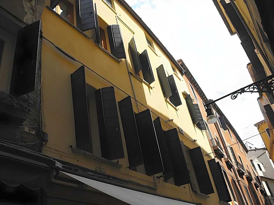 Hotel Montecarlo