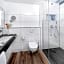 SI-SUITES
