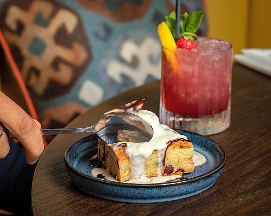 Guildford Harbour Hotel