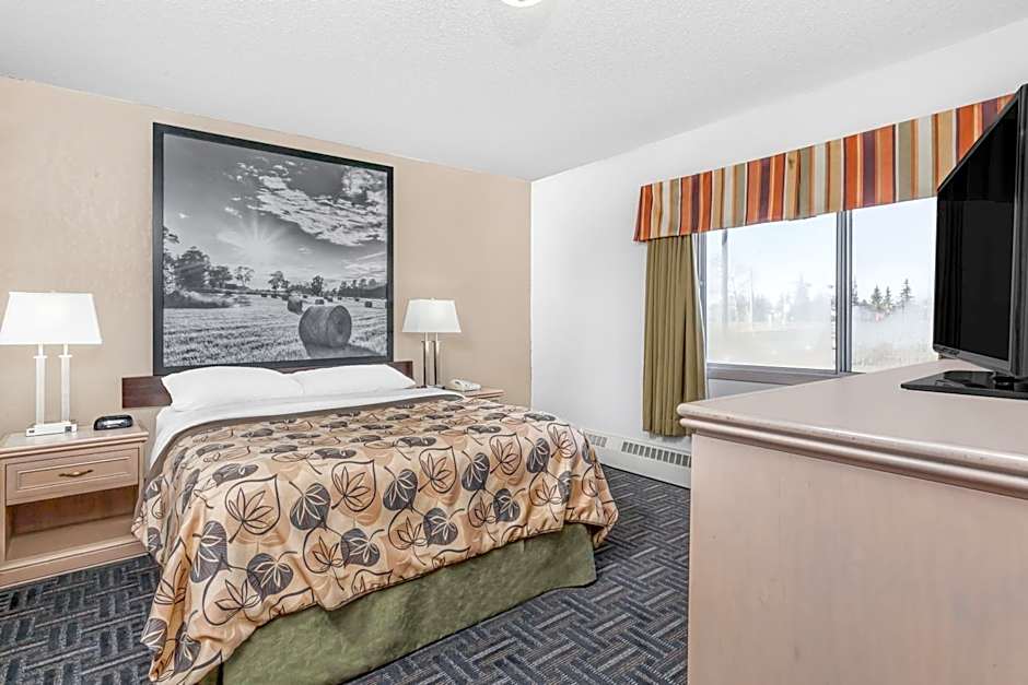 Super 8 by Wyndham Stettler