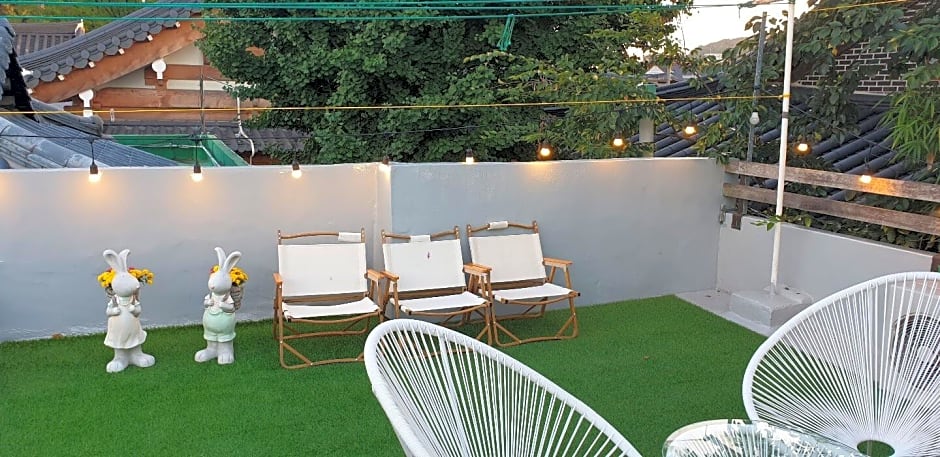 Jeonju Hongsi Hanok Guesthouse – Jeonju, MN