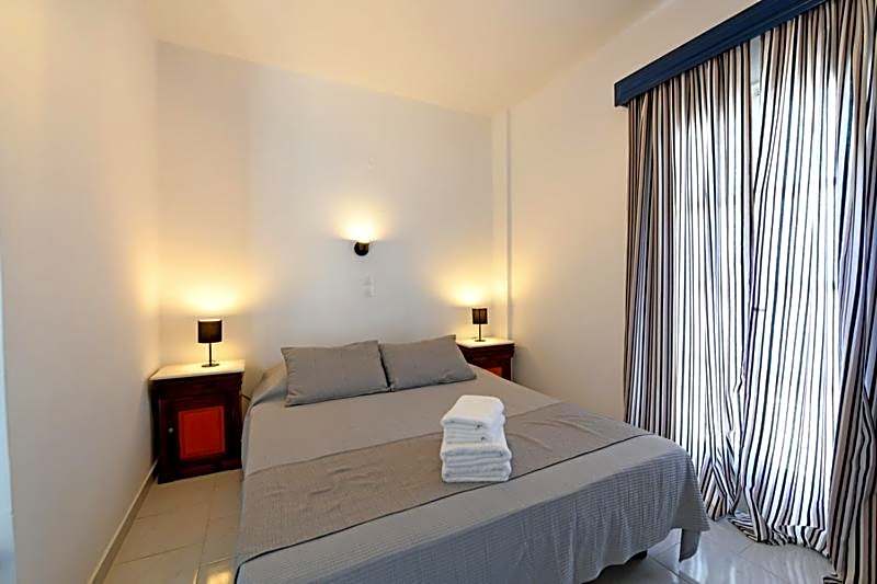 Lunar Santorini Hotel