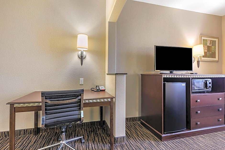 Best Western Mineola Inn