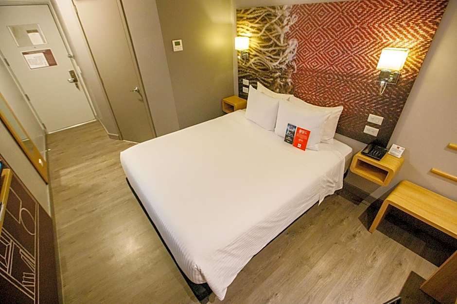 Ibis Quito