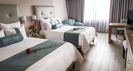 Queen Room with Two Queen Beds - Disability Access/Non-Smoking