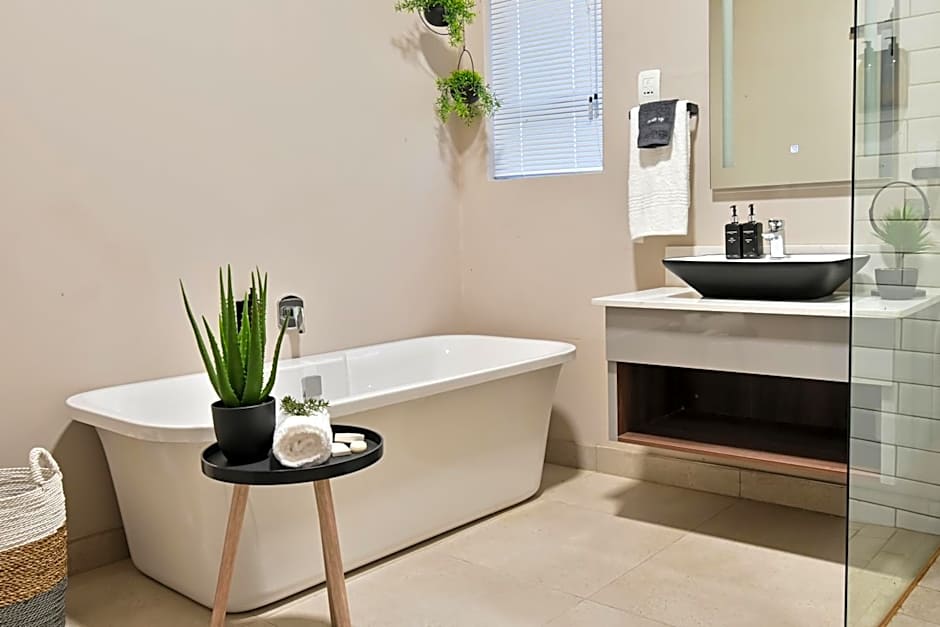 Summer PALACE Guesthouse