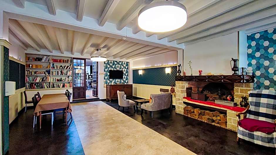 Logis Grand Hotel Pelisson