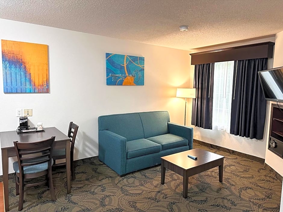 MainStay Suites Madison Airport