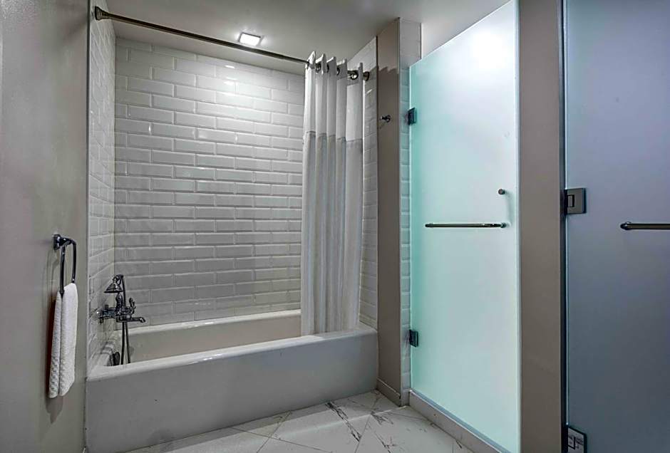 Higgins Hotel, Official Hotel of The National WWII Museum, Curio Collection by Hilton