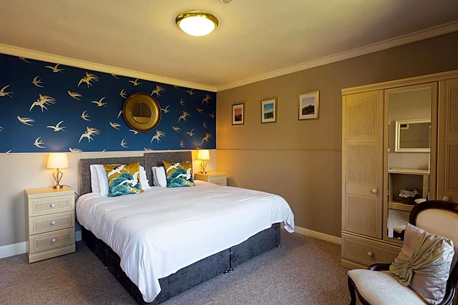 Castlemead Country House By The Sea