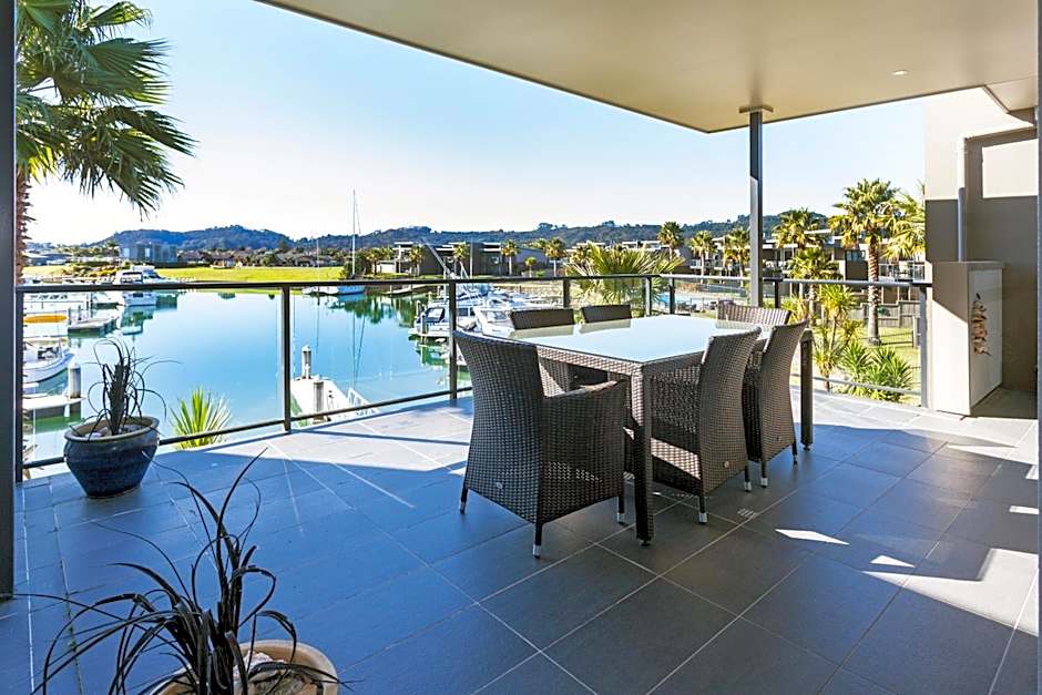 Sovereign Pier On The Waterways