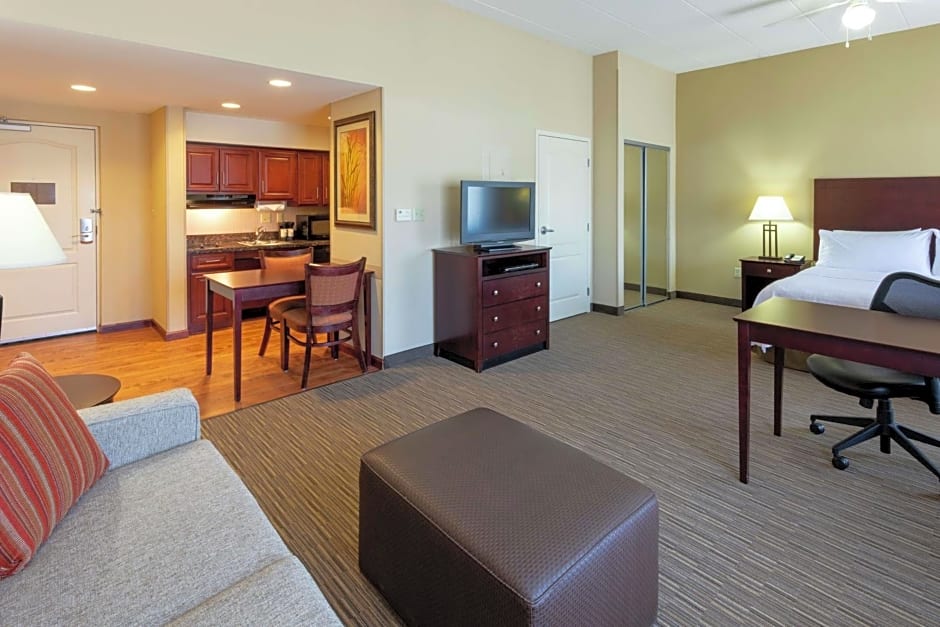 Homewood Suites by Hilton Minneapolis/St Paul New Brighton