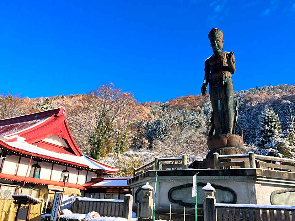 Yudanaka Onsen Yamazakiya