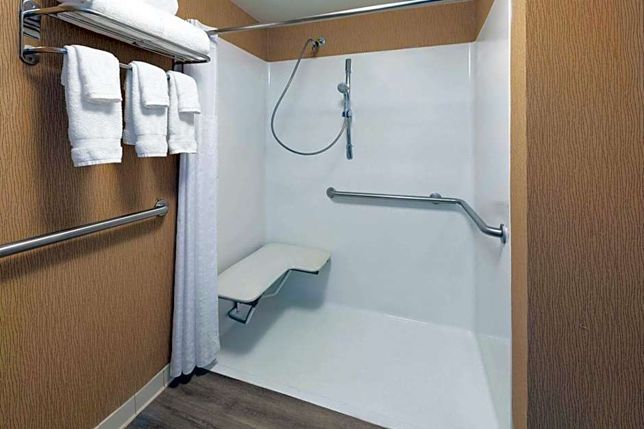 Wyndham Garden Norfolk Downtown