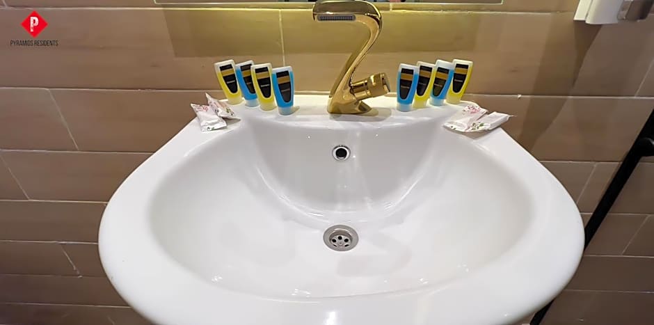 Pyramids View Guest House