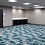 Holiday Inn Express & Suites Shawnee-Kansas City West By IHG