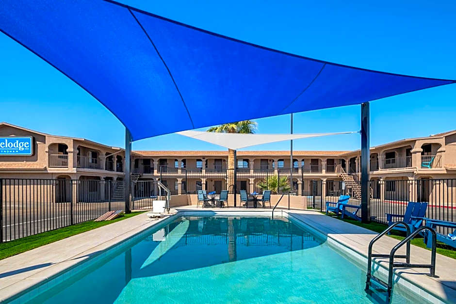 Travelodge by Wyndham Parker