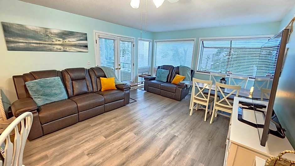 2BR/2BA Condo at Arcadian Dunes Building 10-238