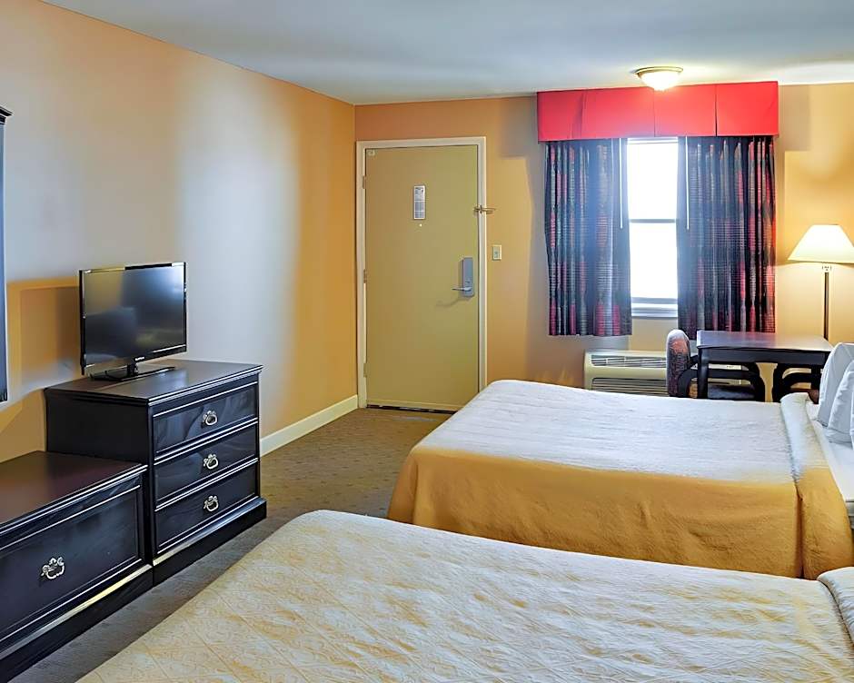 Quality Inn & Suites Hot Springs-Lake Hamilton