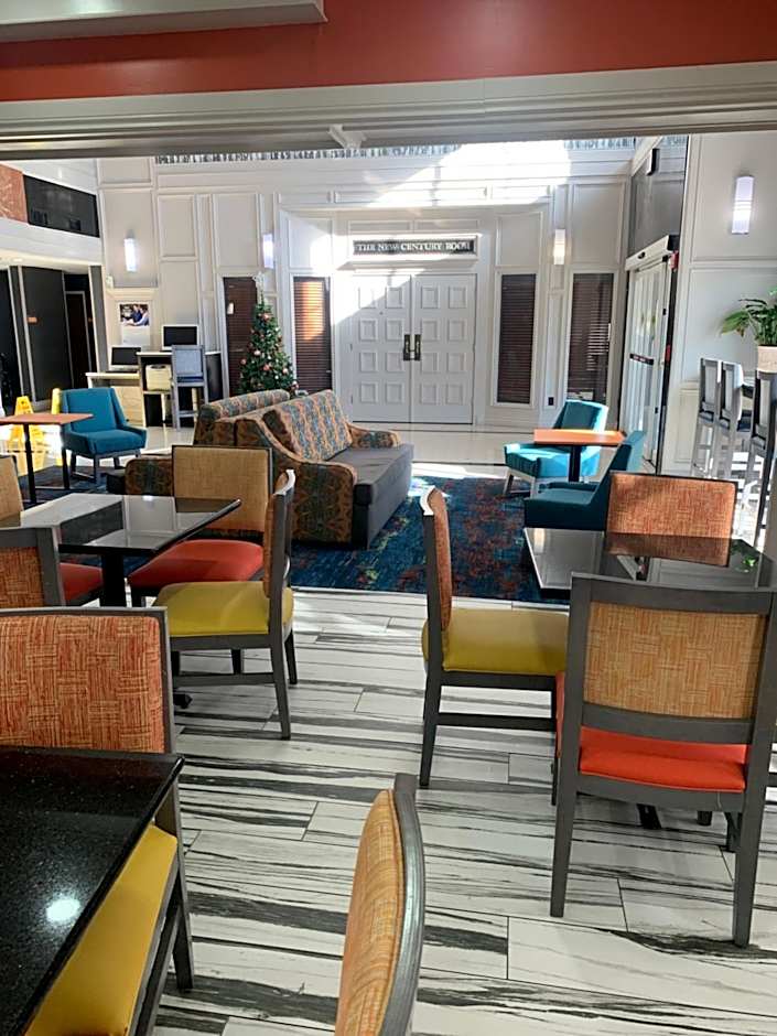 La Quinta Inn & Suites by Wyndham Oklahoma City North - Quail Springs