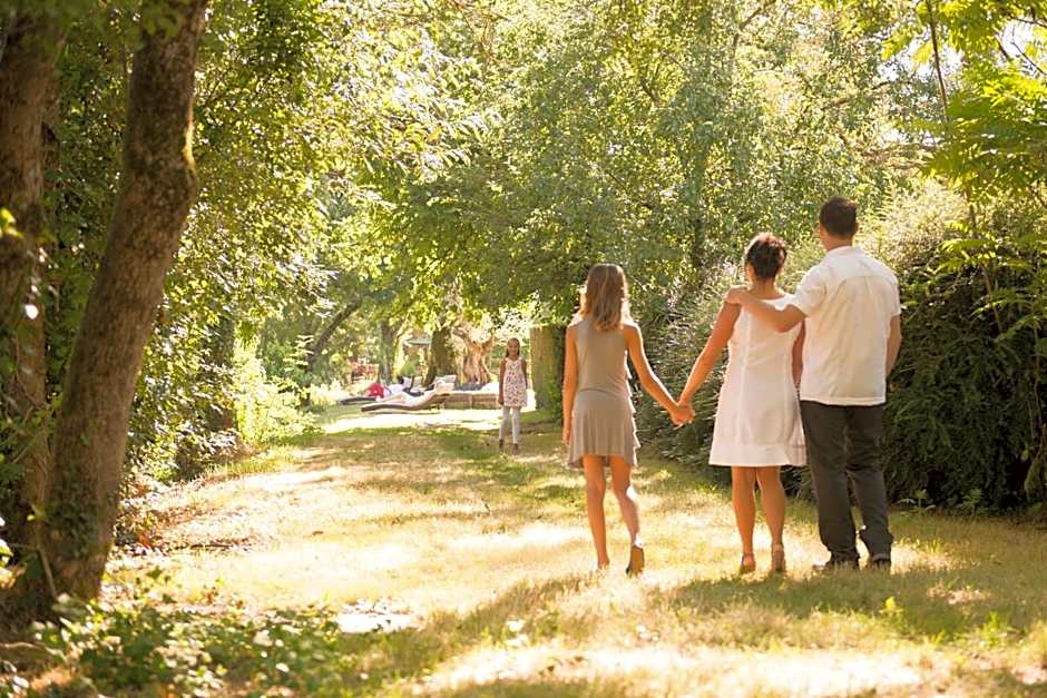 Logis Auberge De La Riviere