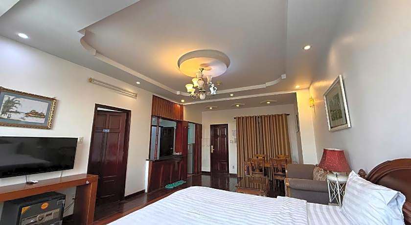Hoa Phat Hotel & Apartment