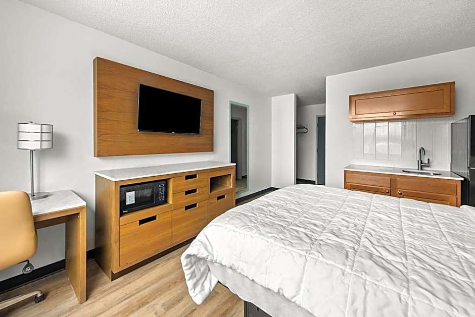 Suburban Studios Fairborn - Dayton