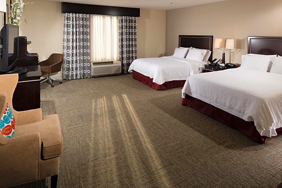 Hampton Inn & Suites Las Vegas South
