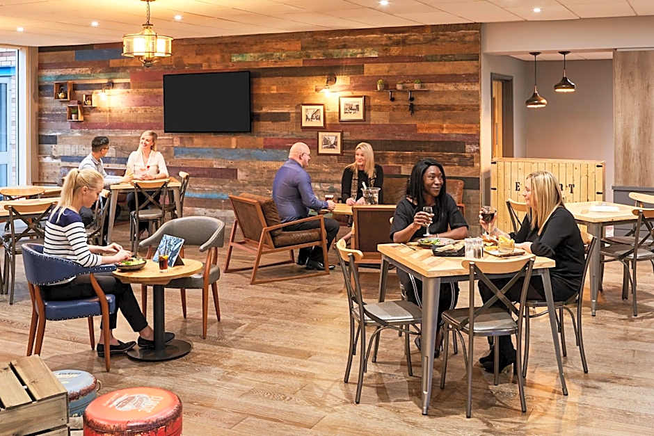 Novotel Wolverhampton City Centre