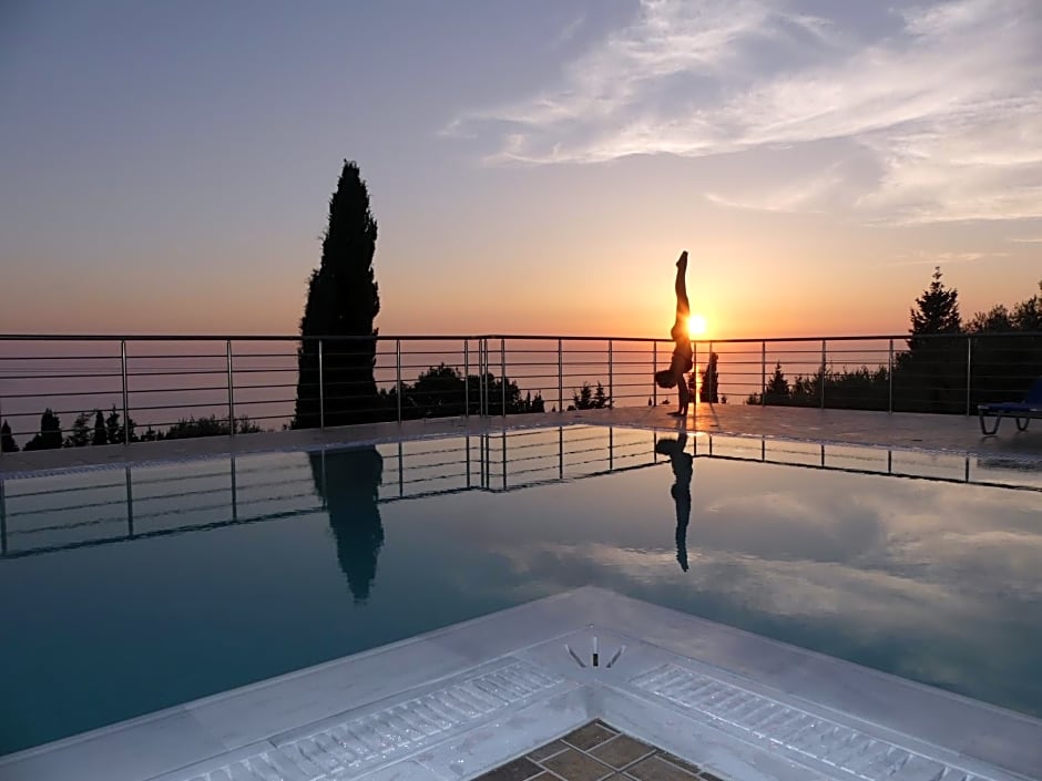 Studios Vrionis Panoramic Sunset